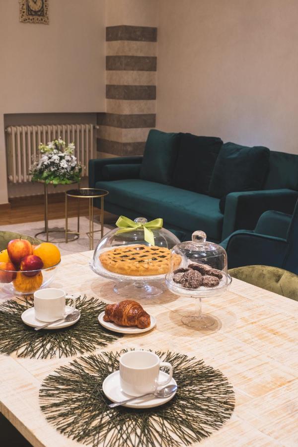 Dimora Pertusa Apartment *